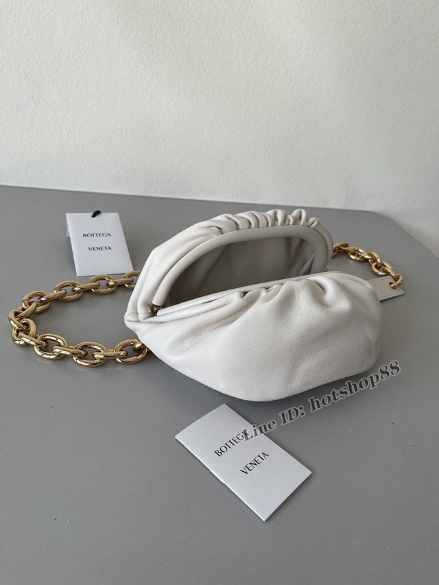 BV專櫃斜挎女包 葆蝶家早春新款鏈條雲朵包 651445 bbv1130